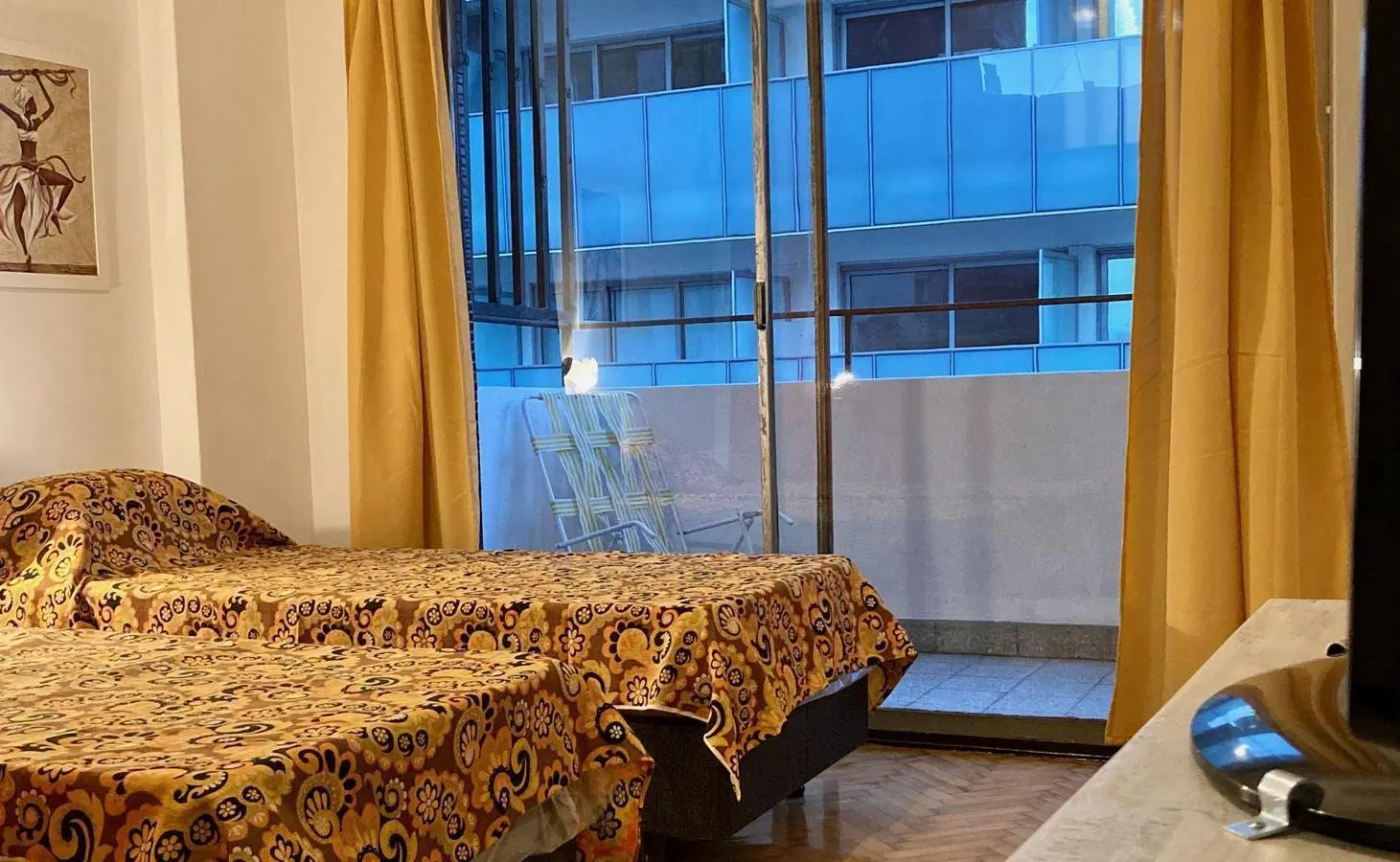 Monoambiente amoblado con balcón en alquiler temporario en Balvanera 5
