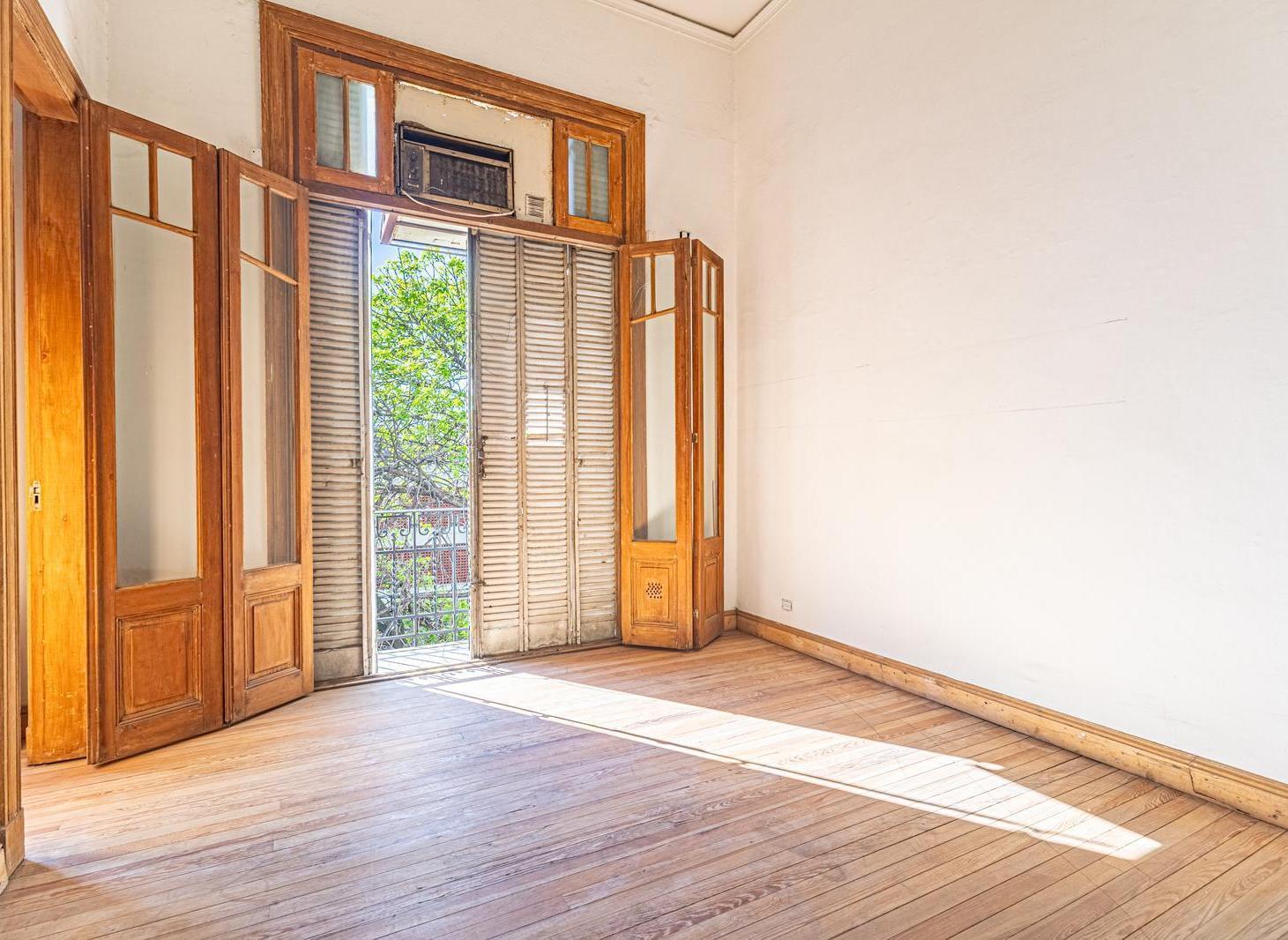 Foto de Departamento de 7 ambientes Apto Profesional en venta en Almagro, imagen 3