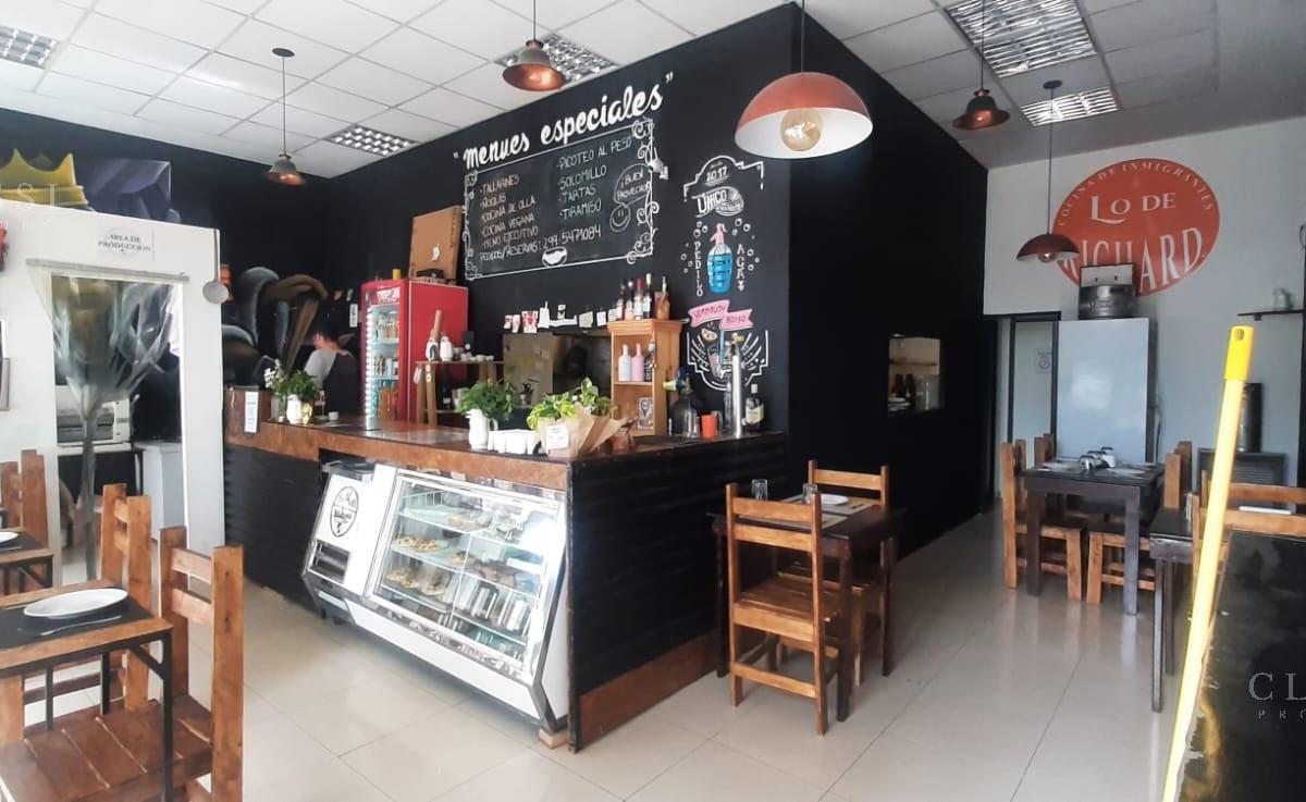 Venta de Local Comercial en Edificio Atlas del Parque - Cipolletti 3