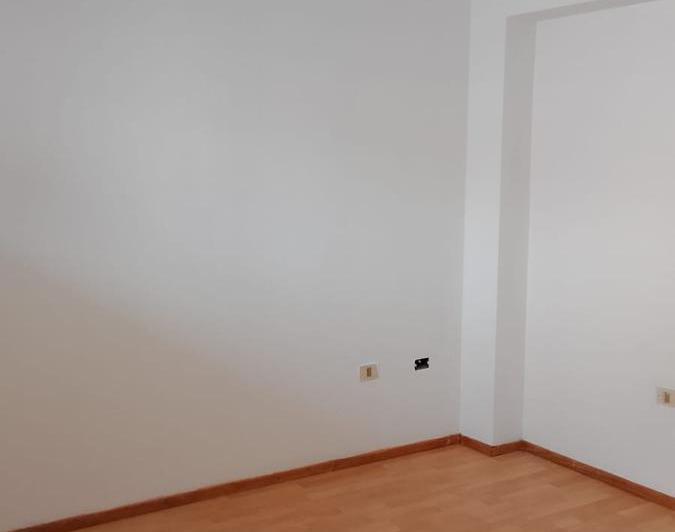 Alquiler Depto 1 Dorm c/cochera   patio. - Neuquen 1