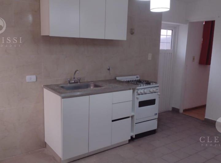 Alquiler Depto 1 Dorm c/cochera   patio. - Neuquen 3