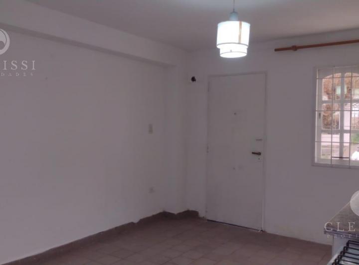 Alquiler Depto 1 Dorm c/cochera   patio. - Neuquen 5