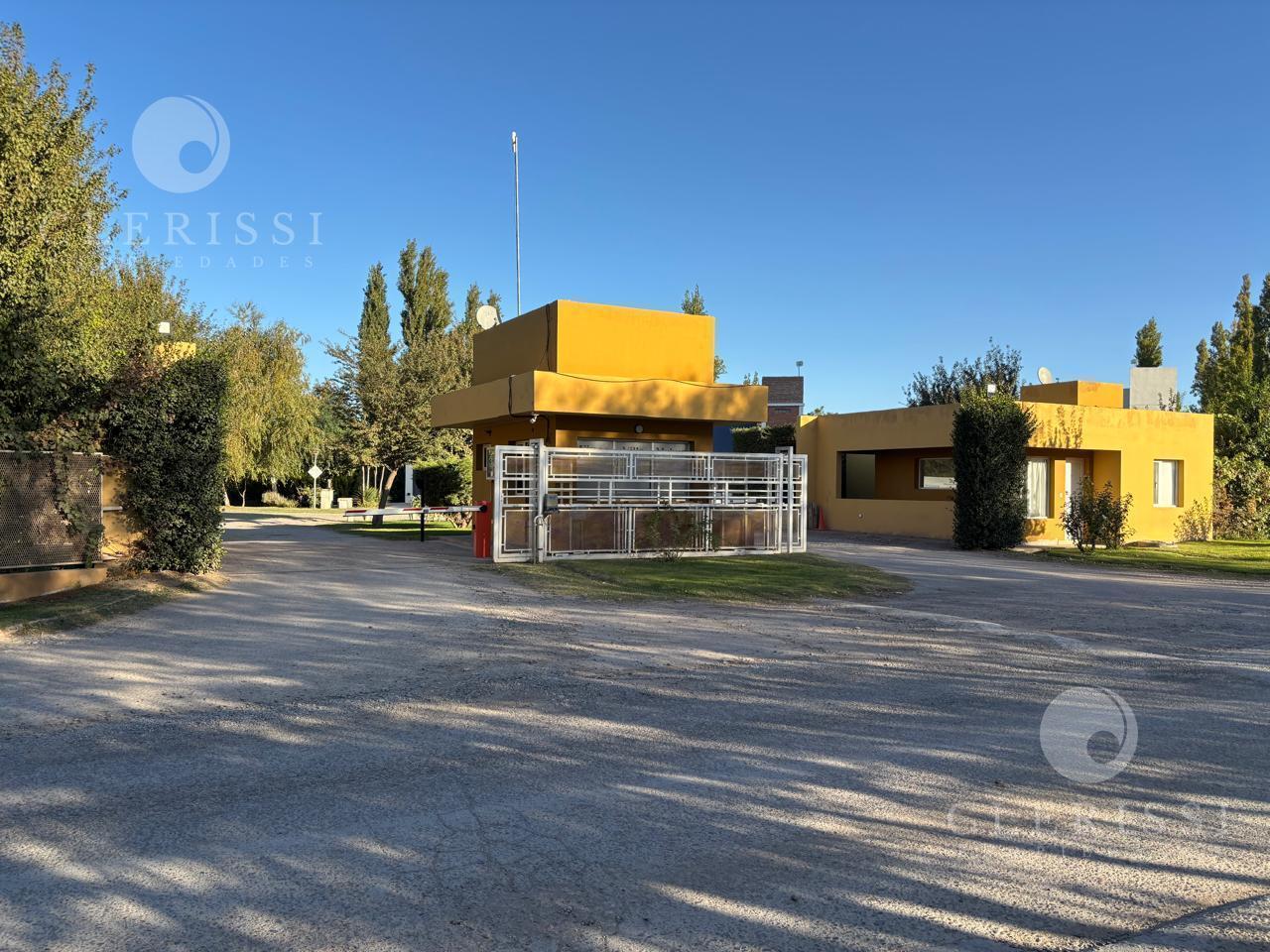 Venta de  casa 2 Dorm a terminar en B° Cerrado Villa Muluen -  Plottier