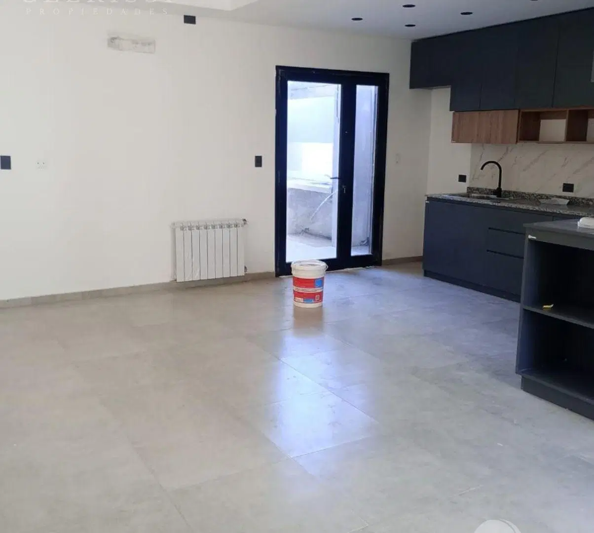Venta de Duplex 3 Dorm. Apto Crédito en B° Los Platanos - Cipolletti 4