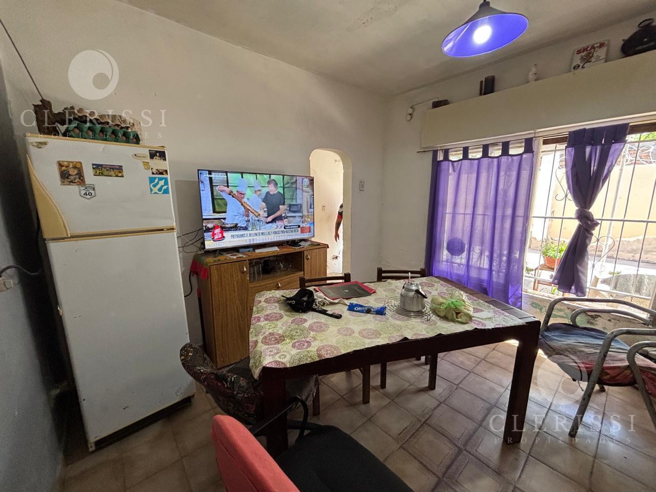 Foto de Venta de Casa para reciclar , calle Fotheringham 67 -, imagen 1