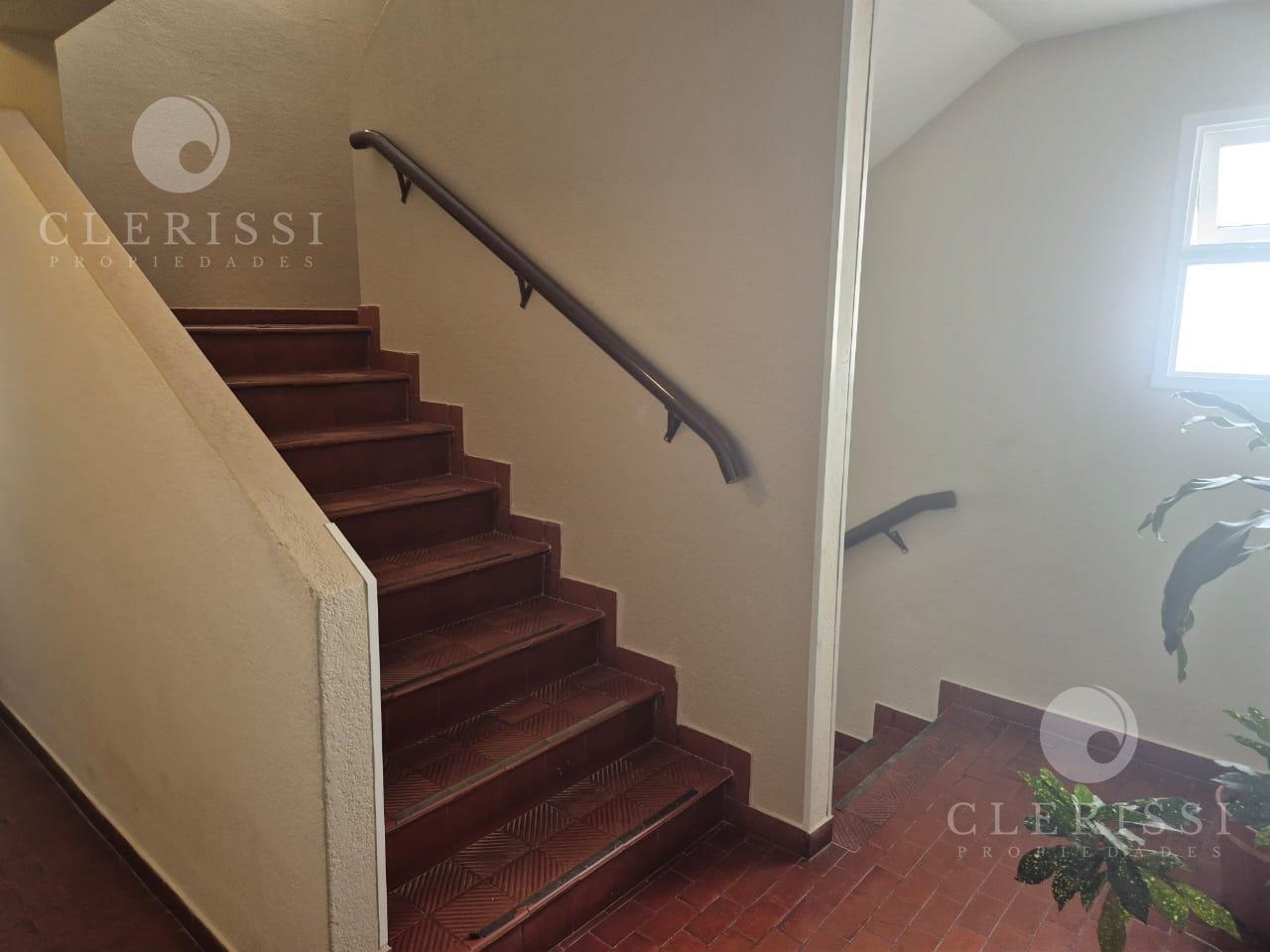 Foto de Venta Dpto 2 Dorm. Apto Credito - Centro de Neuquén, imagen 4