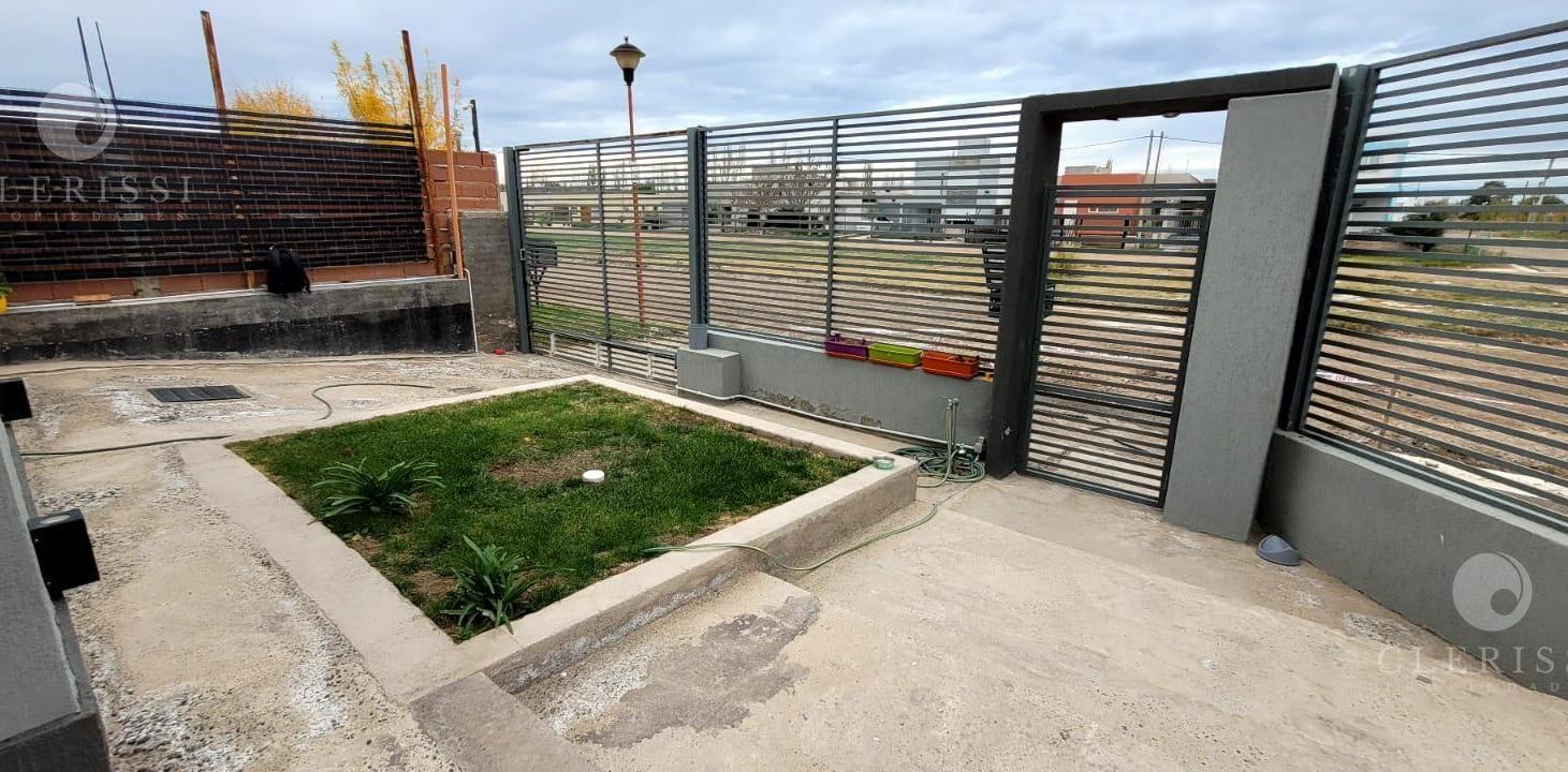 Foto de Venta de Casa 2 dorm. B° Rincón de Oro APTA CREDITO, imagen 2