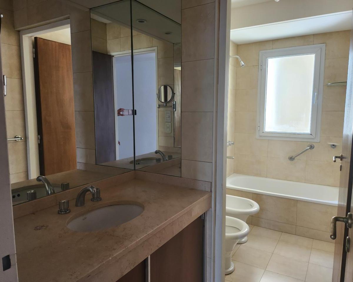 Departamento en Venta - Excelente Ubicación 3