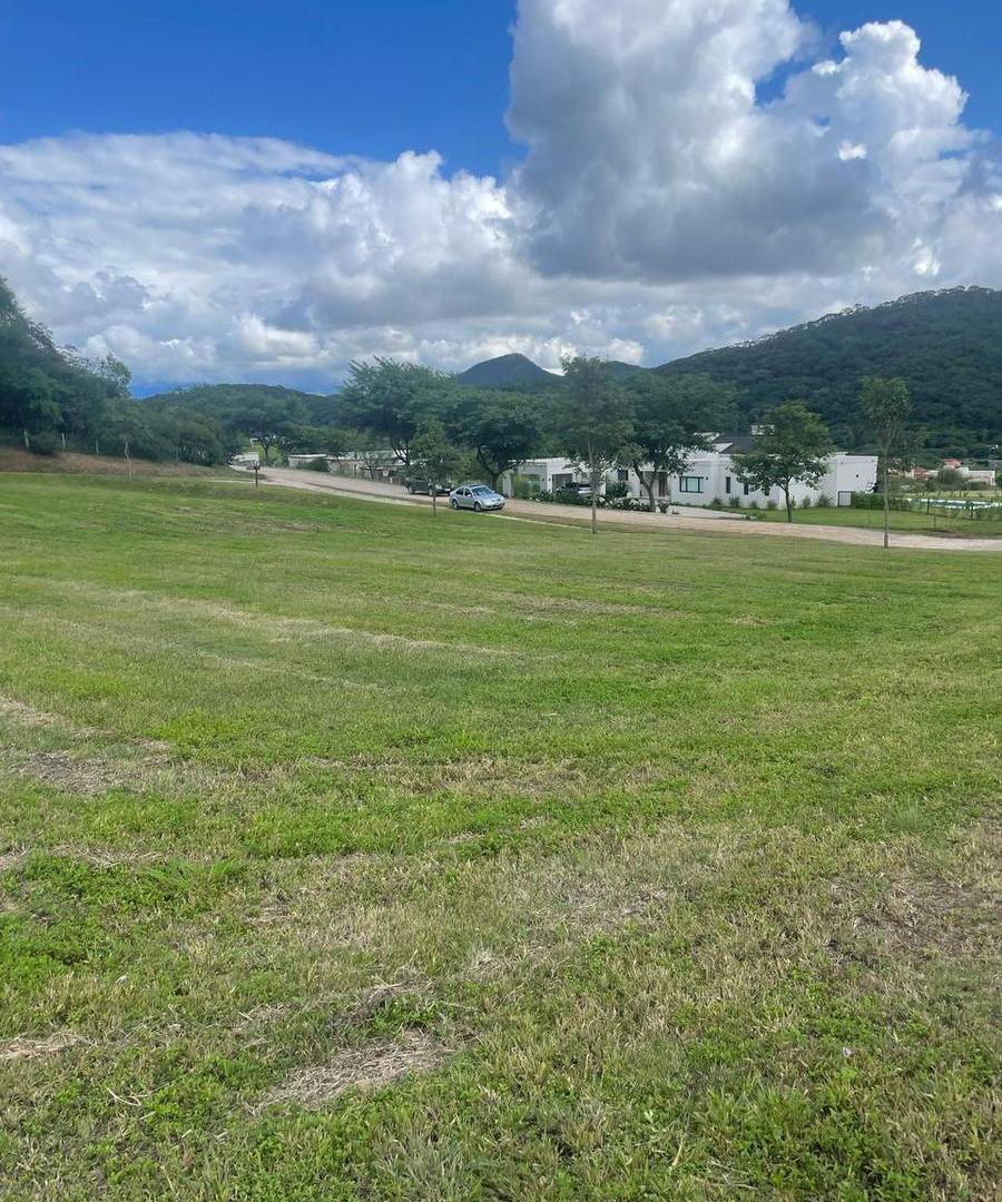 Terreno en Venta en Valle Escondido