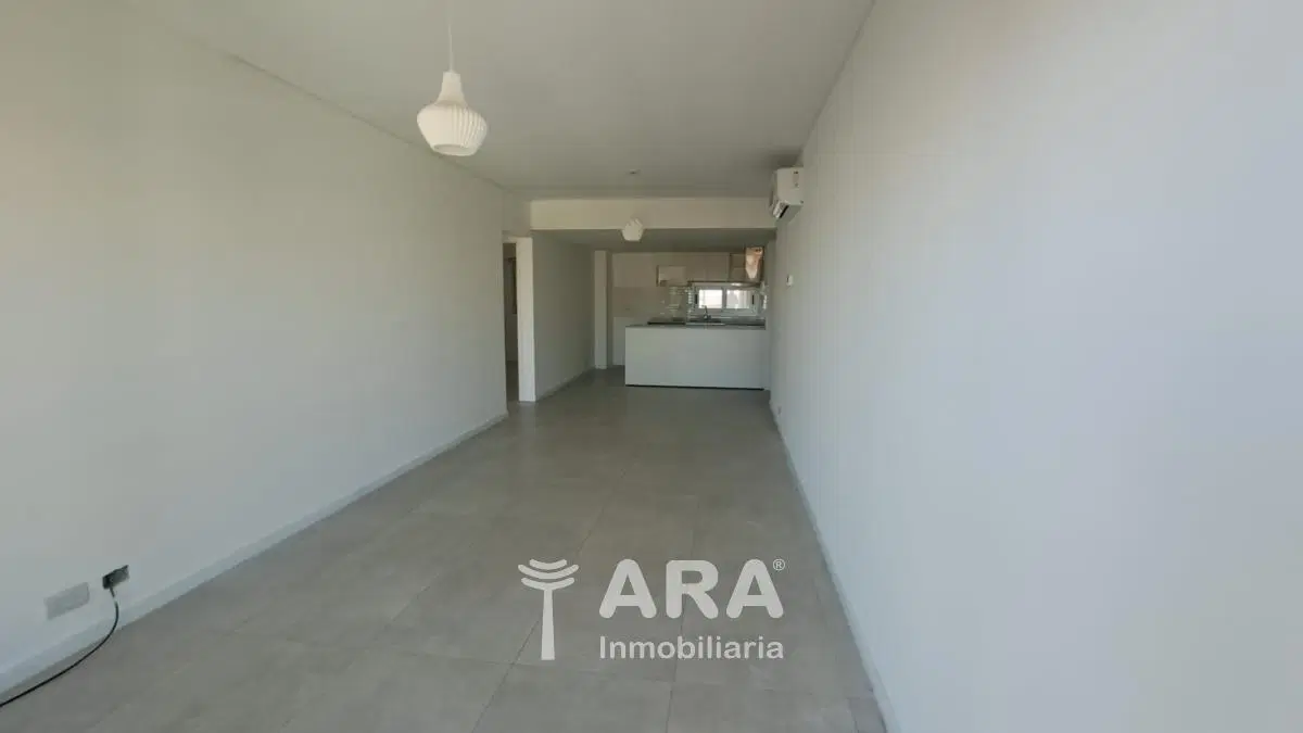 Alquiler Departamento de 2 dormitorios con cochera 1