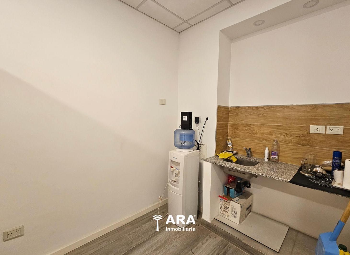 Foto de Venta Oficina Comercial en Cipolletti Centro, imagen 3