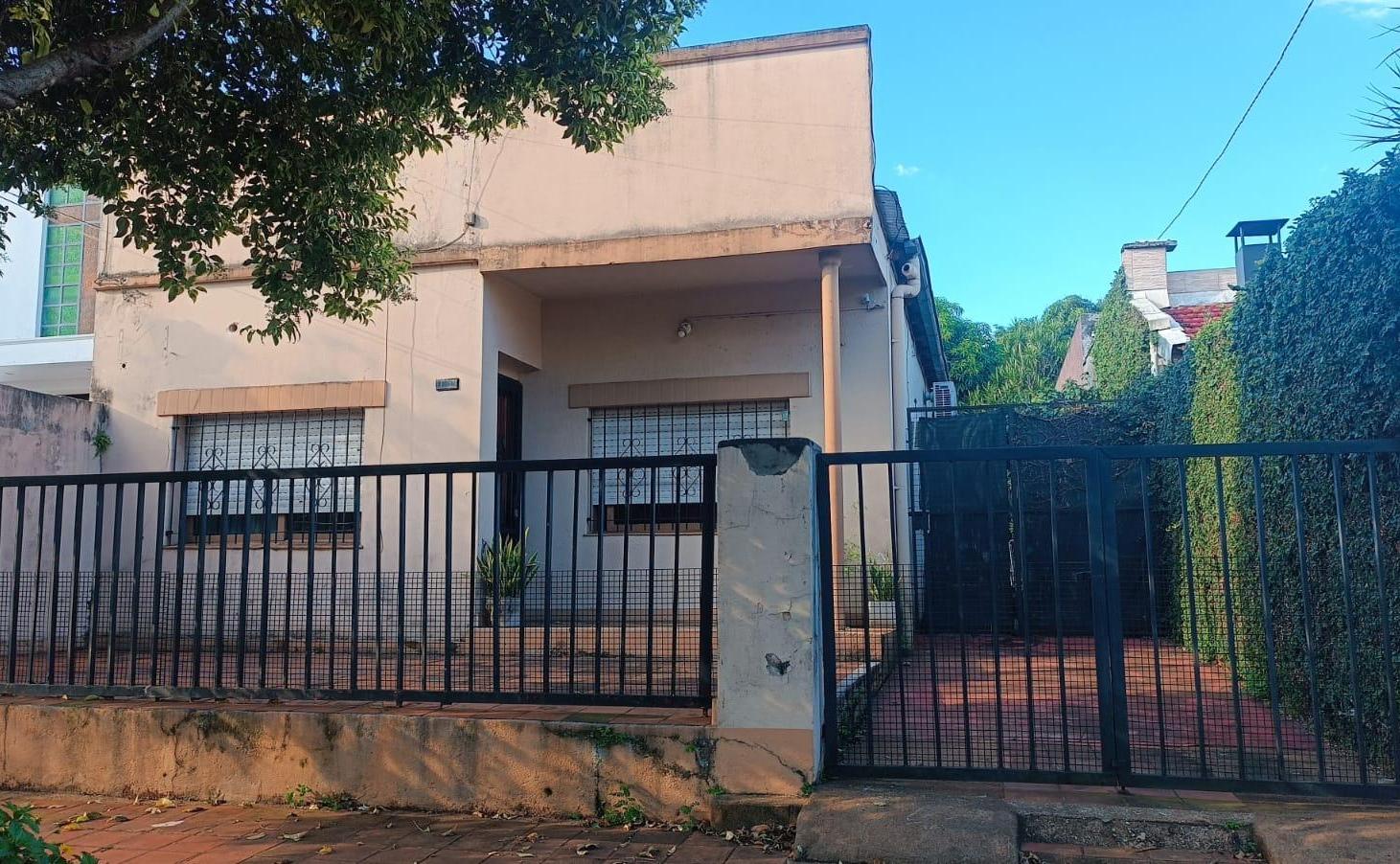 Vendo o permuto Casa con amplio patio palomar