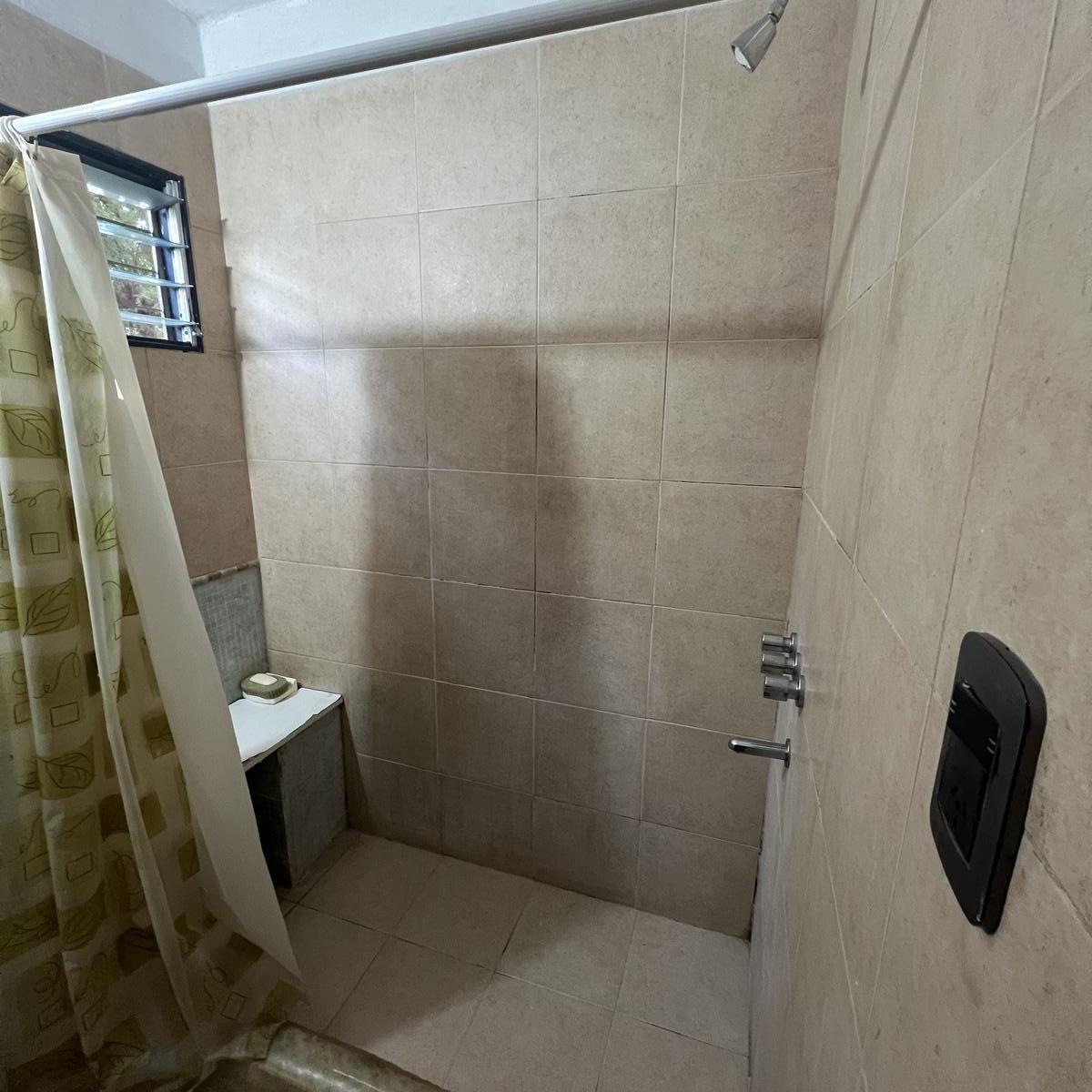Casa en Venta - Piedra Blanca 1
