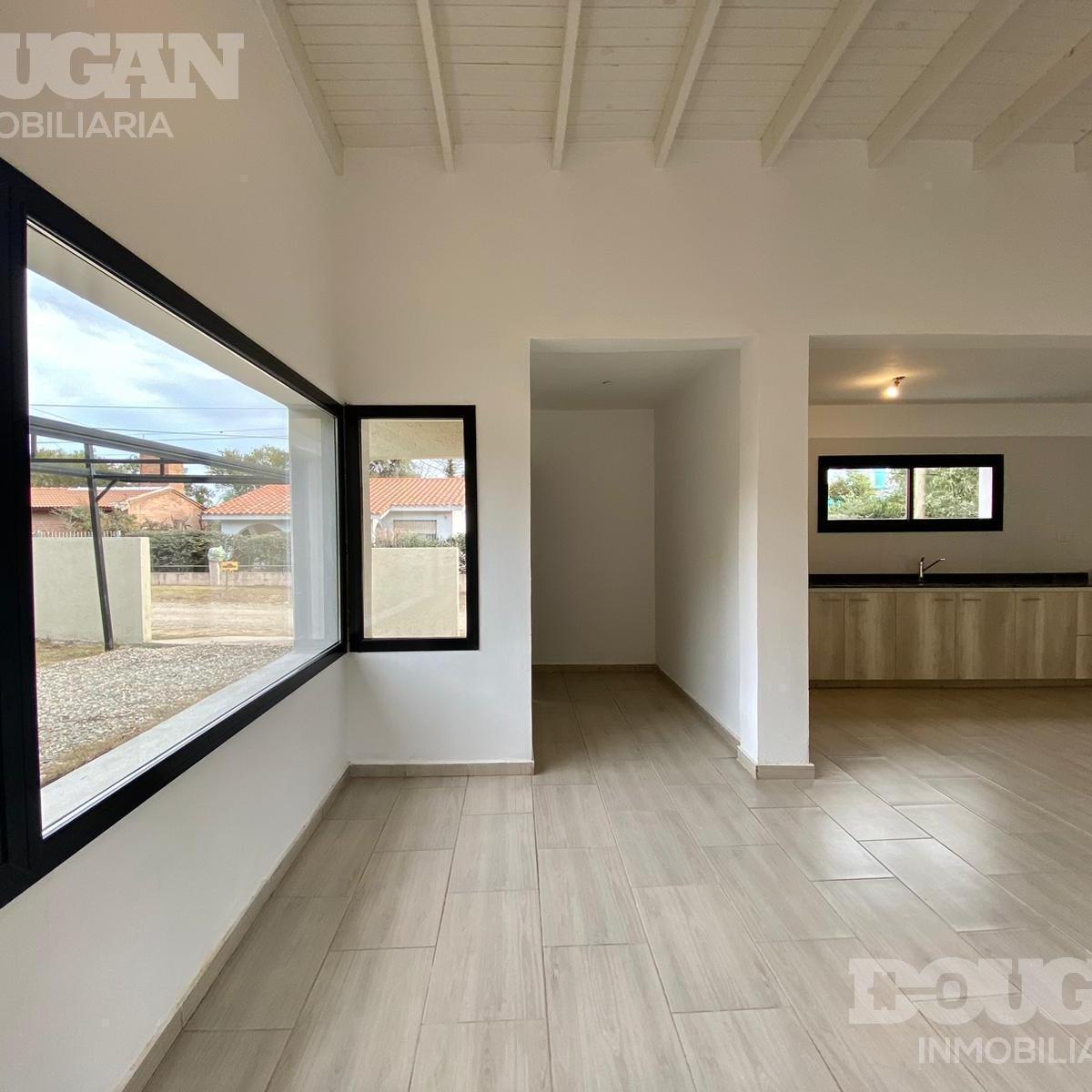 Casa a Estrenar en Barrio Pellegrini 5