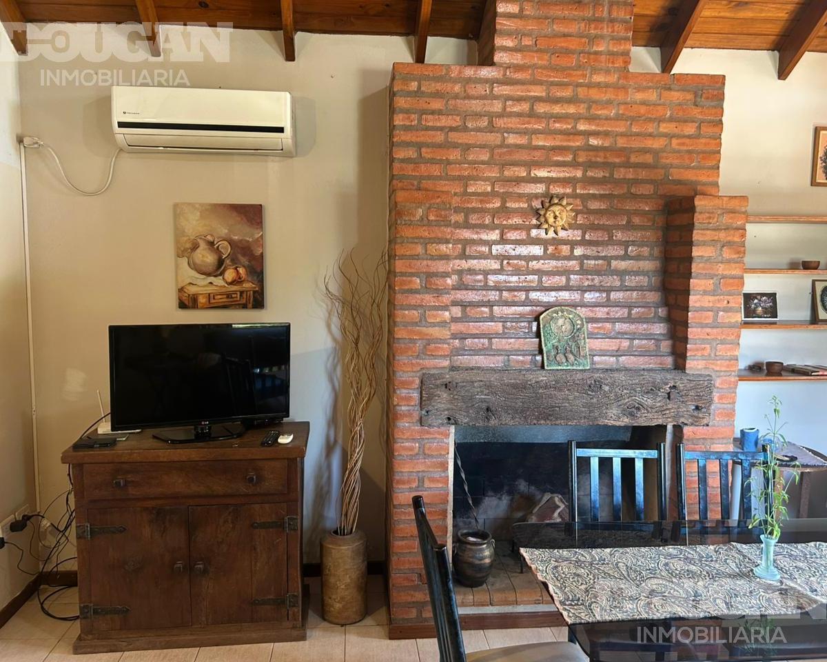 Casa con Pileta y Gas Natural en Nuevo Merlo 3