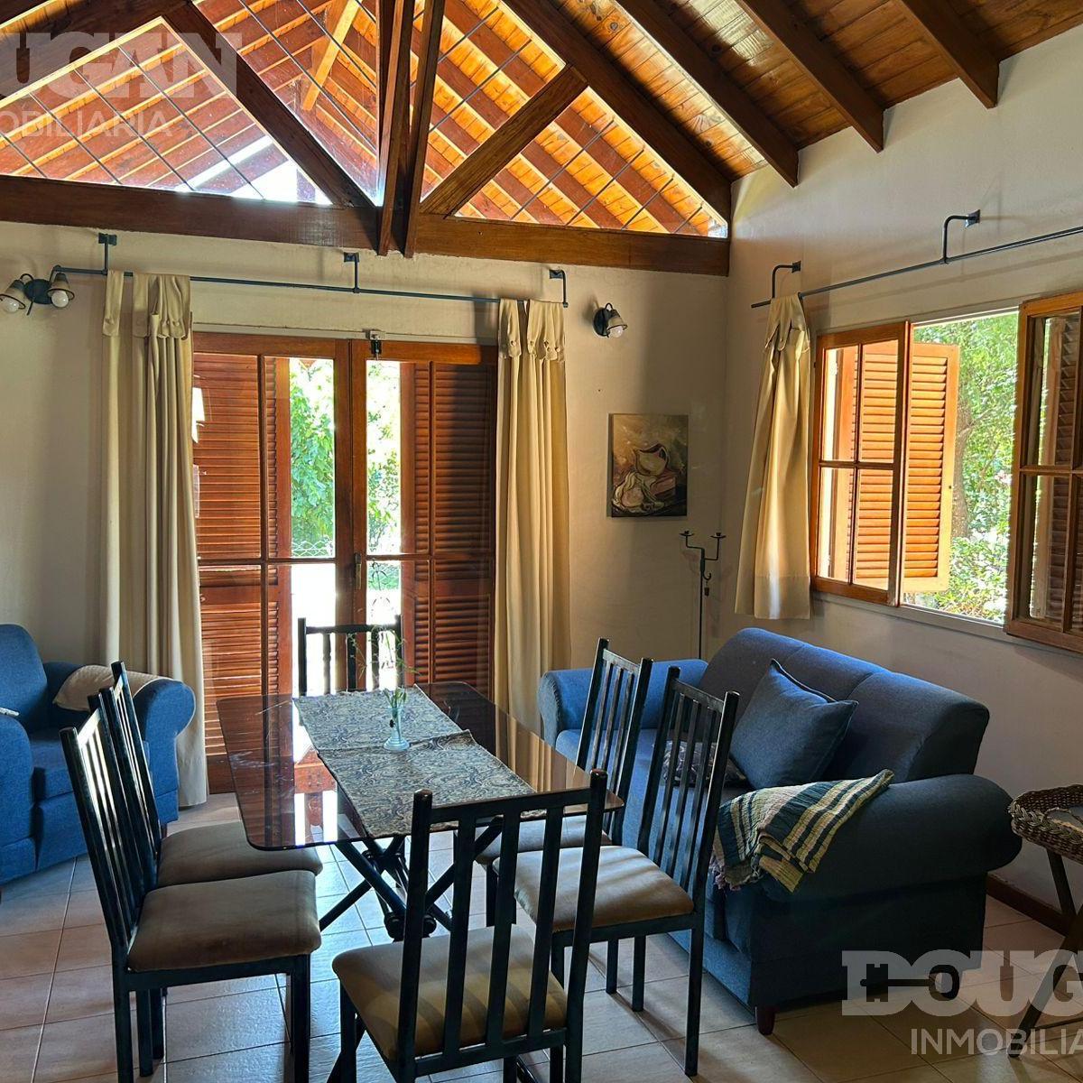 Casa con Pileta y Gas Natural en Nuevo Merlo 5