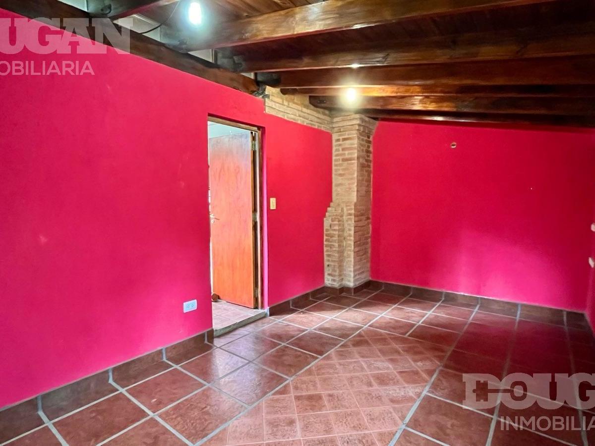 Venta / Oportunidad en Barrio Pellegrini - Gas Natural 4