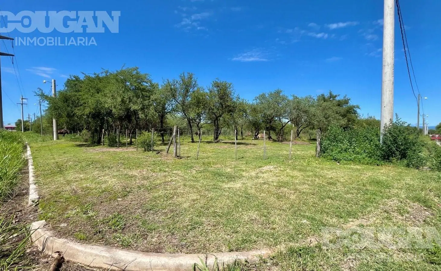 Lote comercial en venta - Merlo San Luis 8