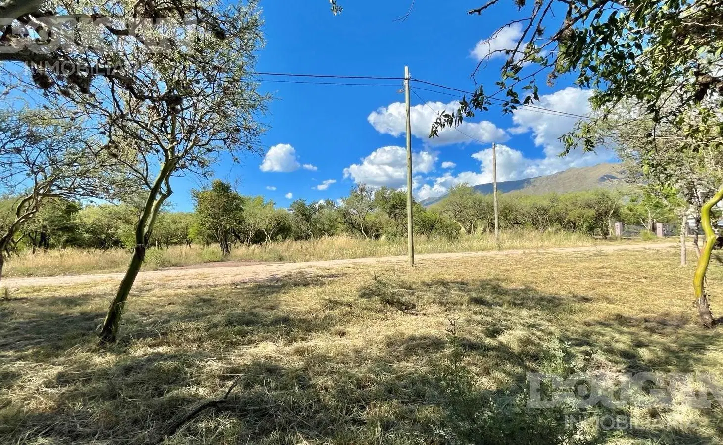 Lotes con cercanía al centro - GAS NATURAL y ESCRITURA 2