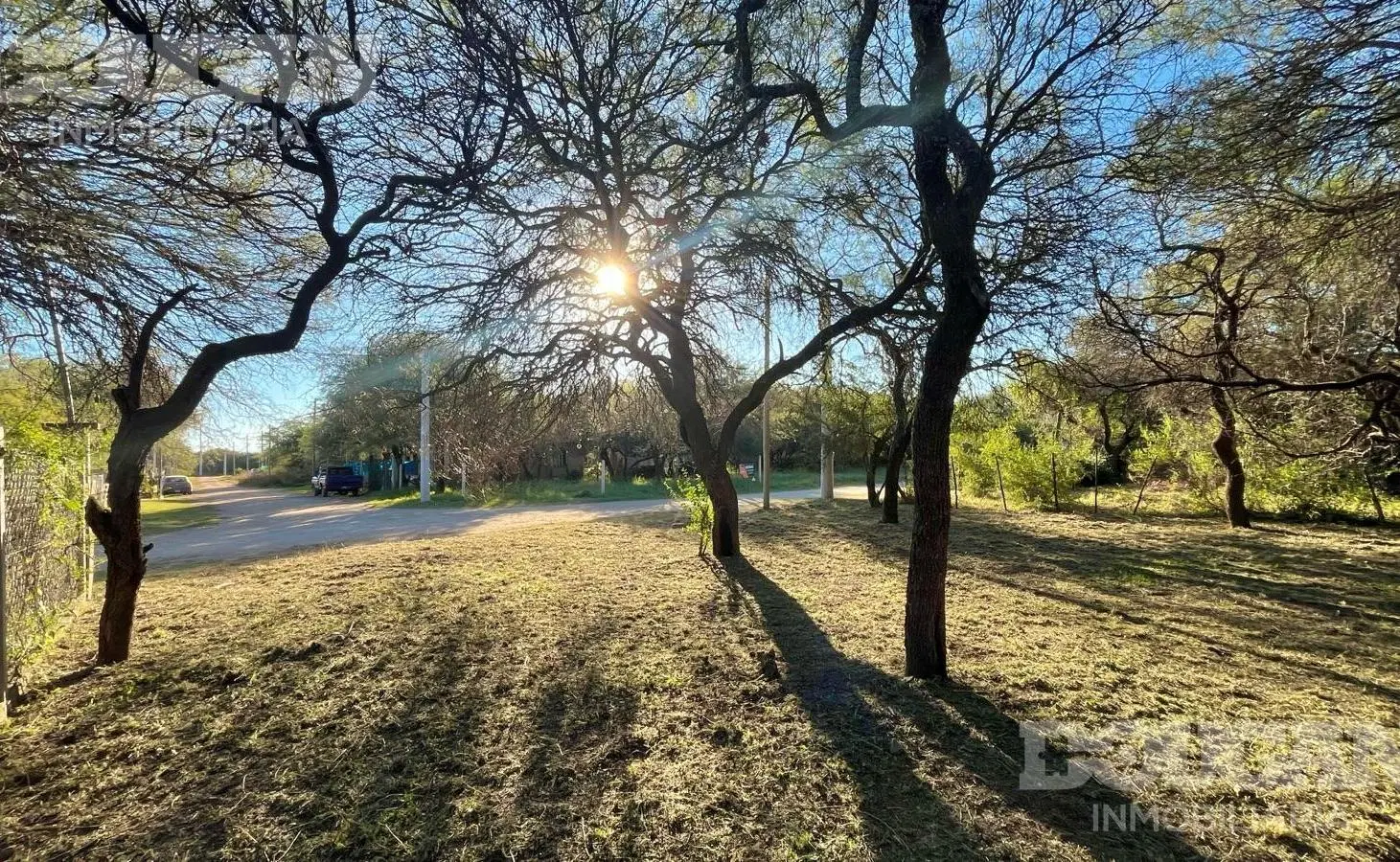 Terreno en barrio consolidado - cercanía al centro - Merlo San Luis 3