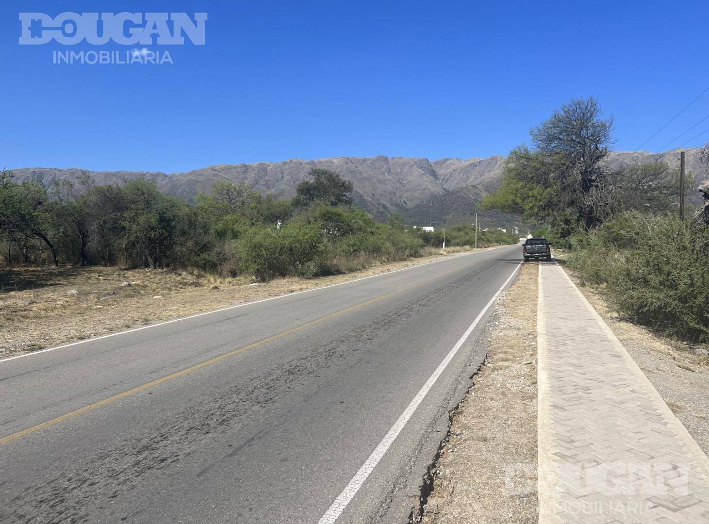 Parcela de 3500 metros cuadrados - Zona alta de Carpinteria
