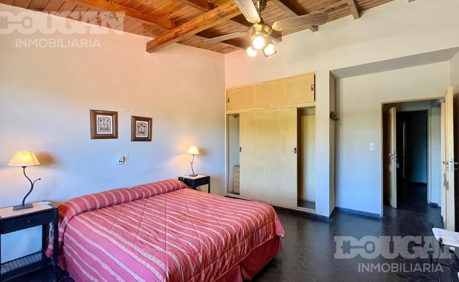 VENTA - Hotel a metros de Avenida del Sol 2