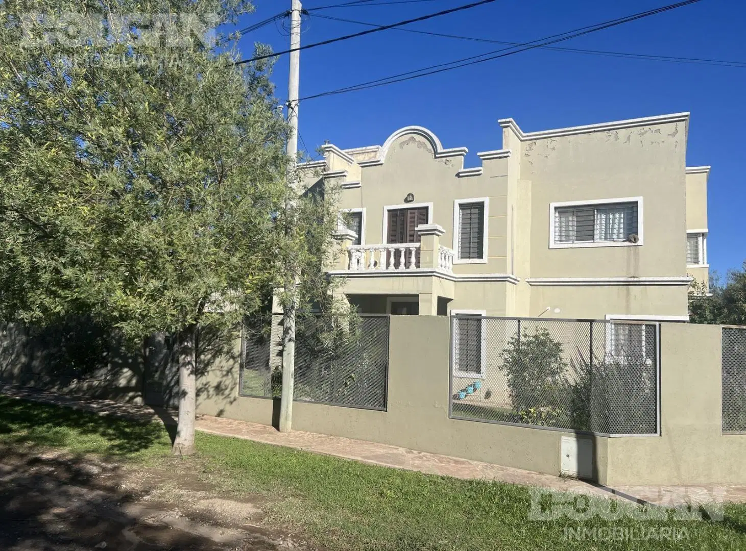 Casa en Venta - Amplio Parque y Pileta - Villa de Merlo 8