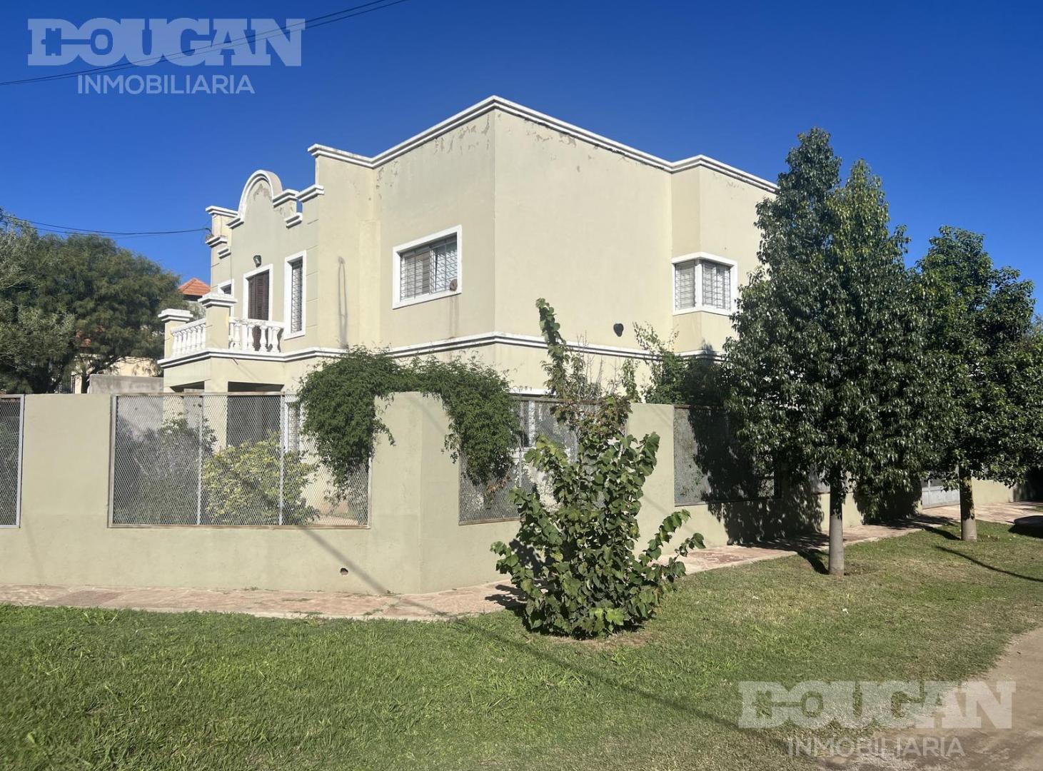 Foto de Casa en Venta - Amplio Parque y Pileta - Villa de Merlo, imagen 3