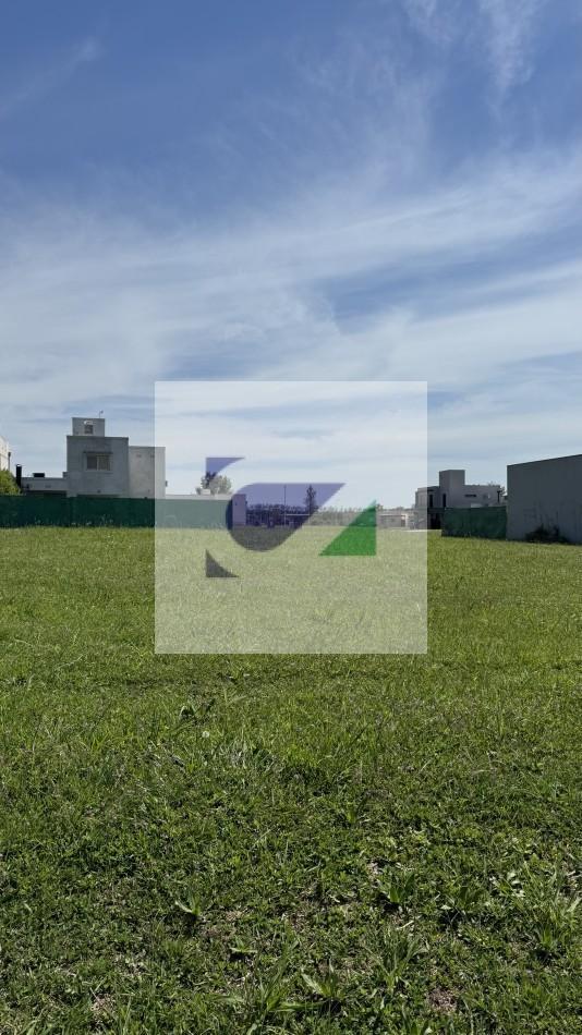 Terreno en Venta Barrio Las Quintas II 3