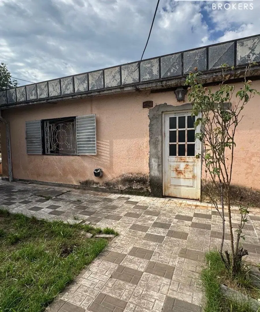 Casa en barrio los tarcos 2 1