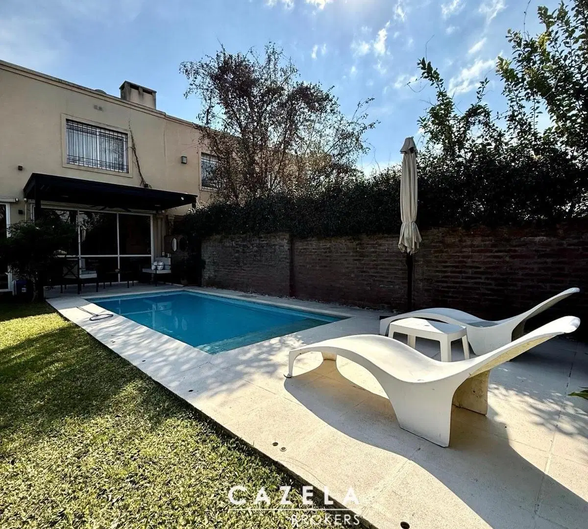 CASA EN VENTA EN ANDRES VILLA AL 400 4