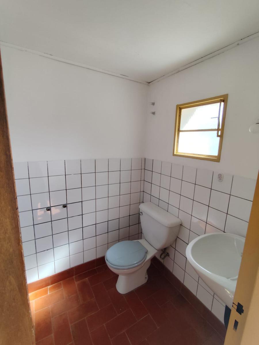 Increíbles Edificio Comercial, con 7 Locales y 7 Oficinas en Pleno Centro de El Bolsón! Oportunidad 4