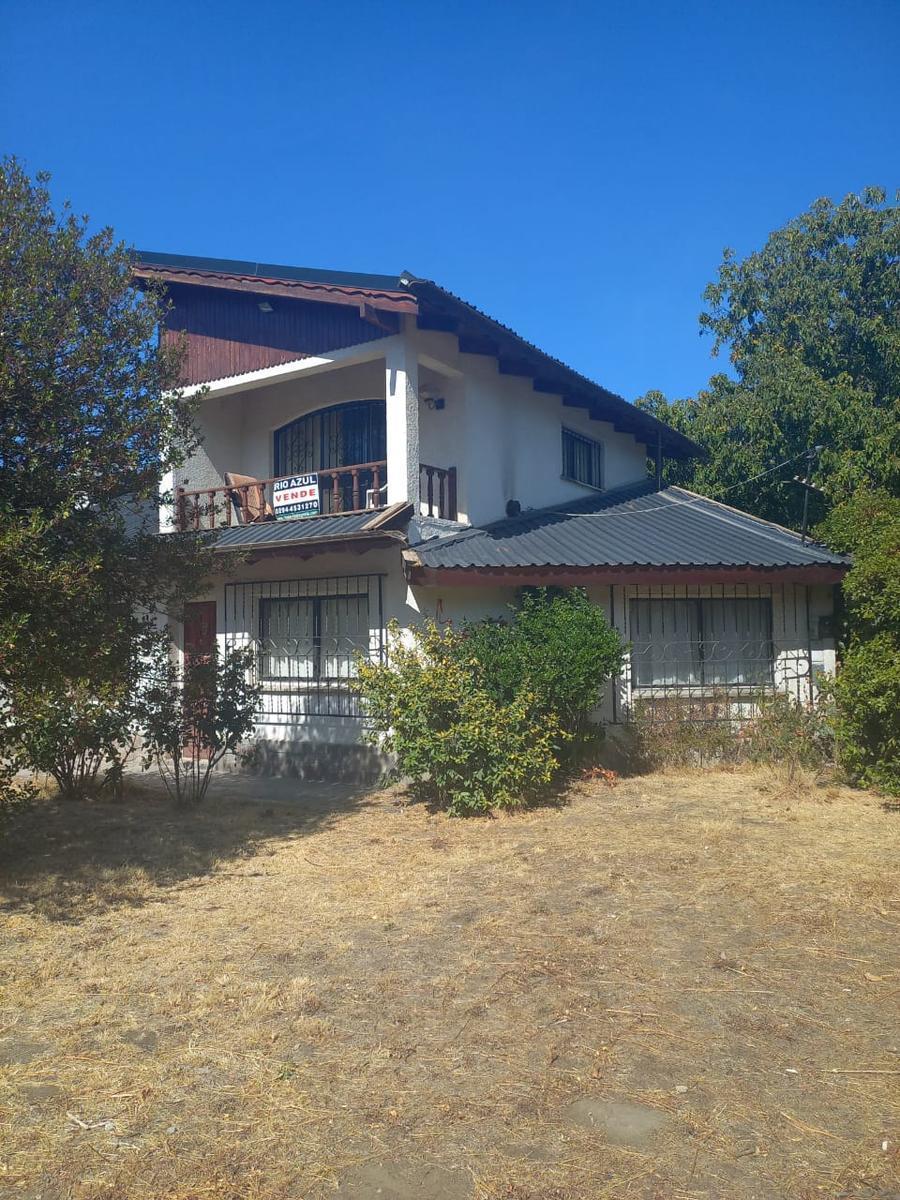 Gran Oportunidad, Casa con 3 Deptos y Oficinas en Pleno Centro de El Bolsón, Usd 425.000 4