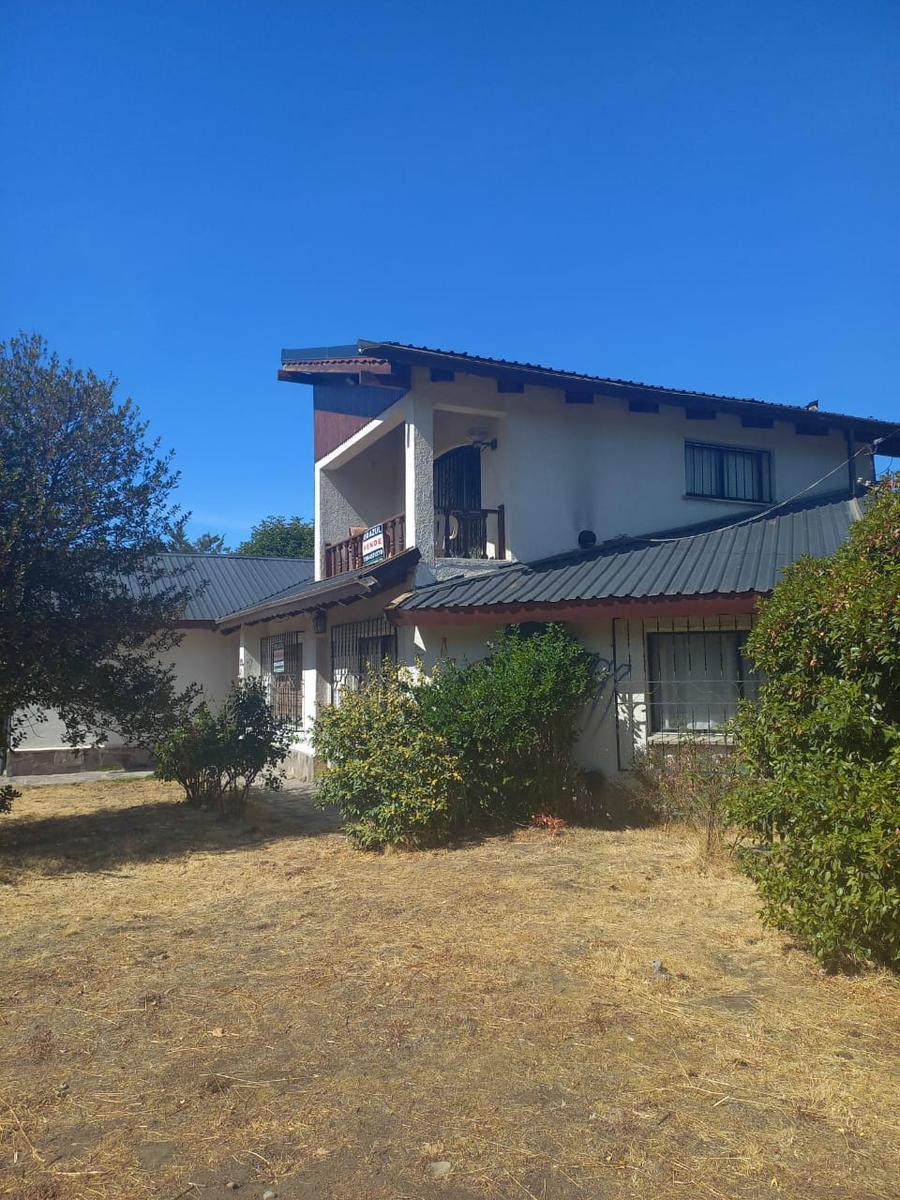 Gran Oportunidad, Casa con 3 Deptos y Oficinas en Pleno Centro de El Bolsón, Usd 425.000 3