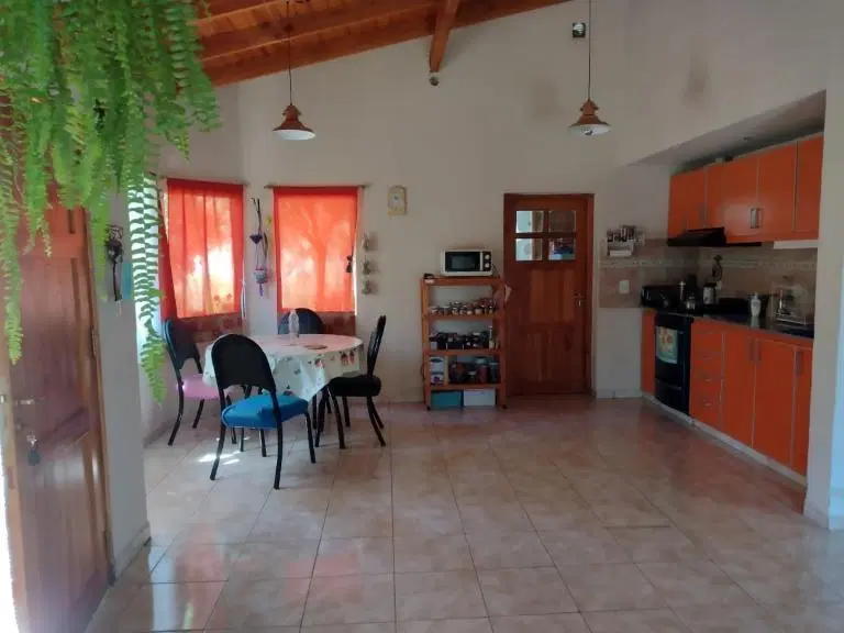 Casa de 100 m2 Buena Vista El Bolsón Todos los Servicios USD 168.000 8