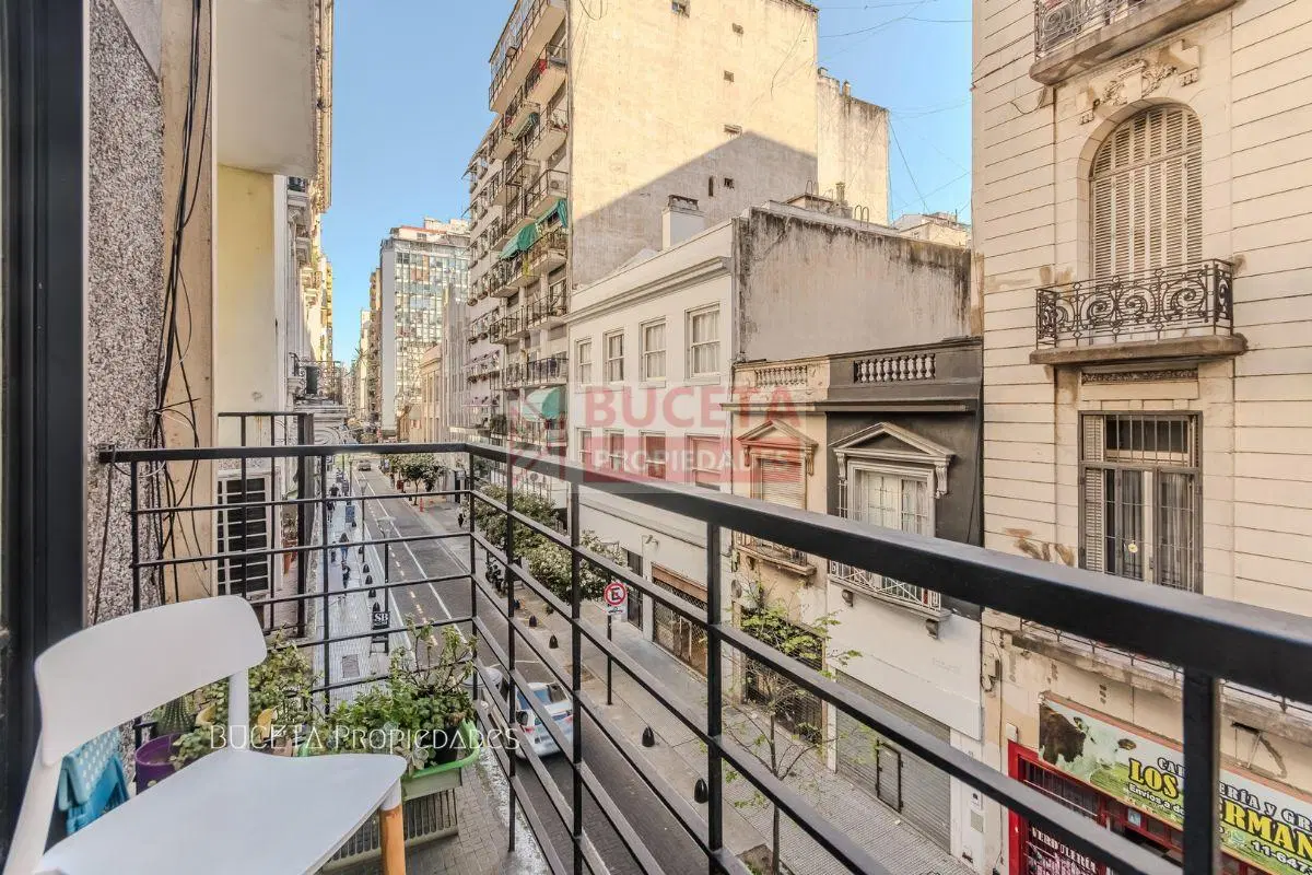 Monoambiente en Venta. Centro. Apto crédito 4