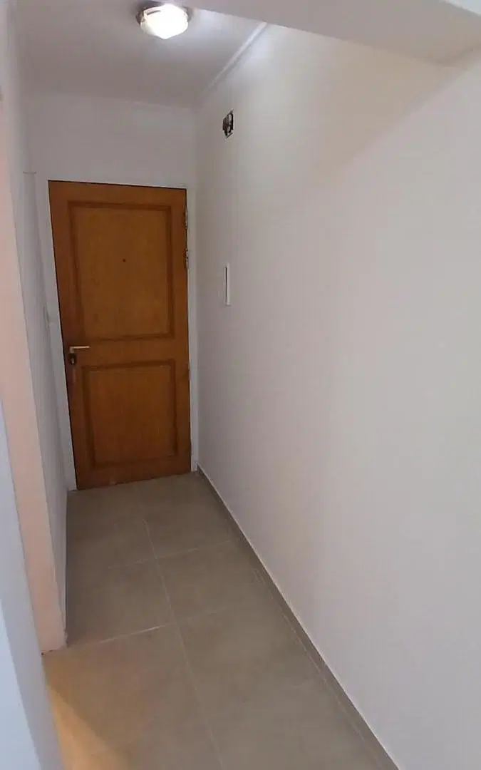Amplio departamento de 1 cuarto en barrio abasto! 2