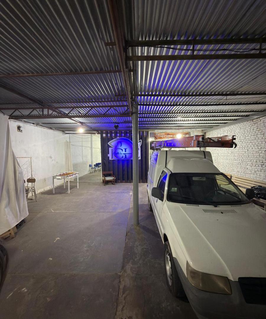 Foto de ¡Importante inmueble de uso mixto o comercial!, imagen 3