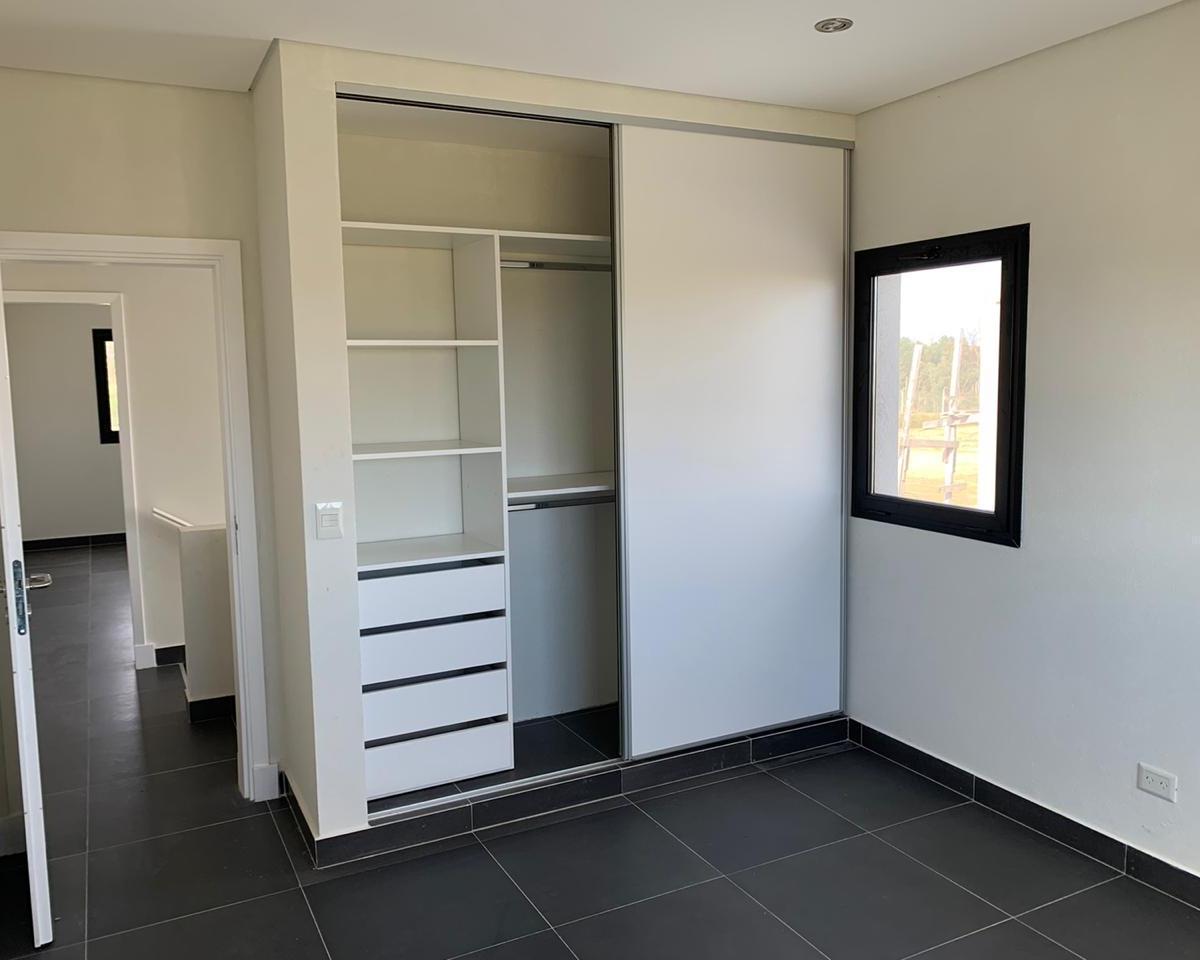 Alquiler Casa en Puertos del Lago, Acacias, 5 Ambientes