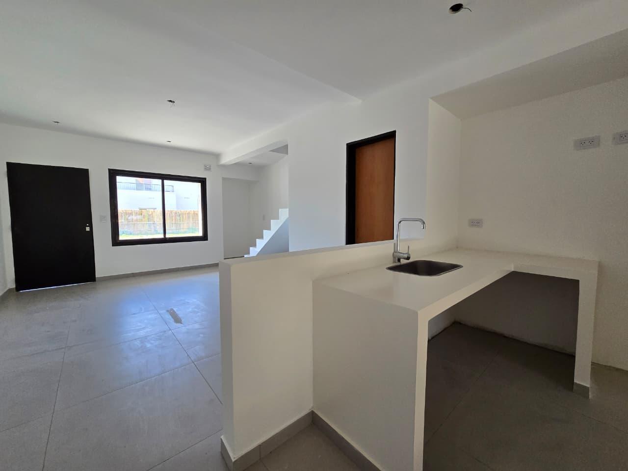 Foto de PH 2 Ambientes a Estrenar – Entrega Inmediata – Barrio Cerrado La, imagen 1