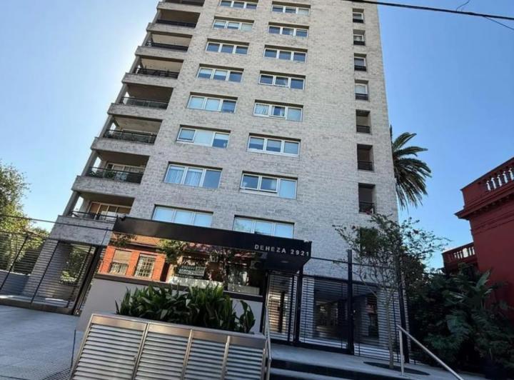 Departamento 3 ambientes en Deheza y Cramer – Cochera fija cubierta y amenities 3