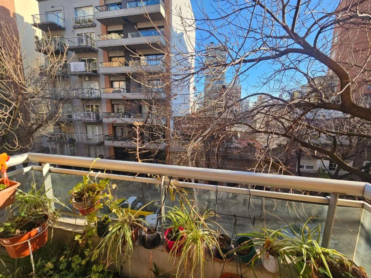 Muy buen semipiso de 3 ambientes con cochera en Caballito- edificio con piscina 3