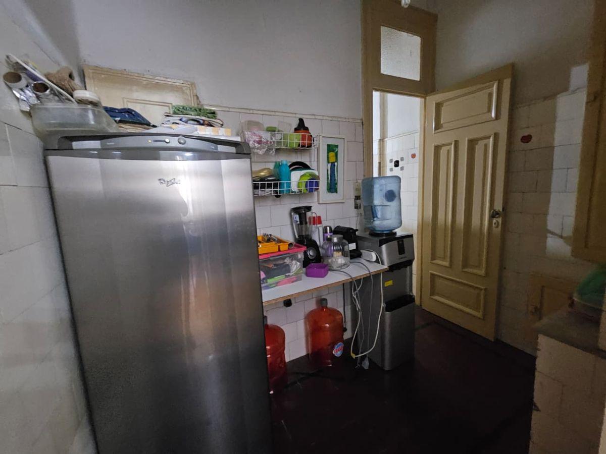 Foto de Semipiso en PB 4 Ambientes (2 Dorm + Escritorio) c/Patio y Cocheras – Edificio Premiado, imagen 2