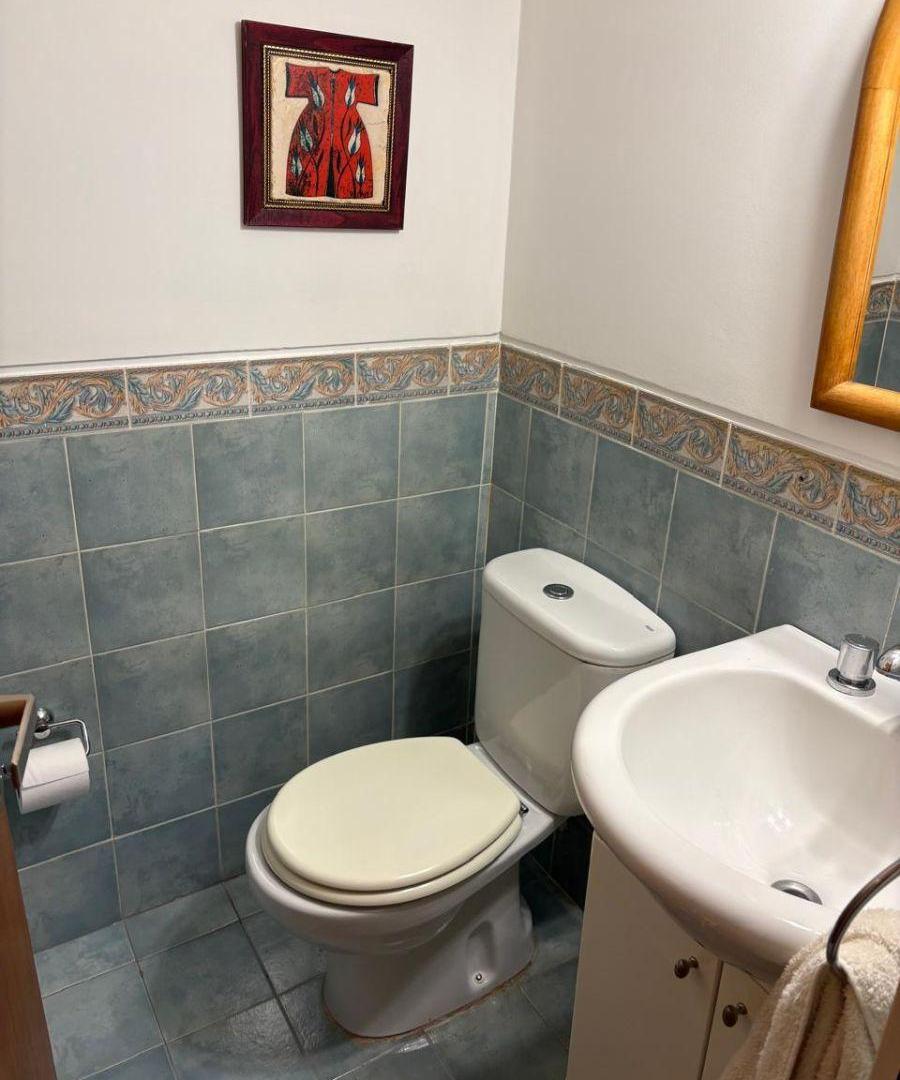 Foto de En Alquiler Excelente Piso 4 Amb c/ Palier Privado, Cochera Fija en PB, imagen 3