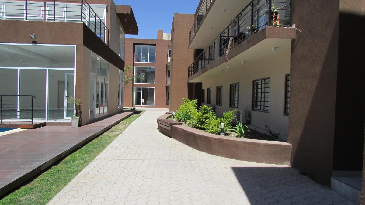 Departamento en Venta en Moreno Centro 1