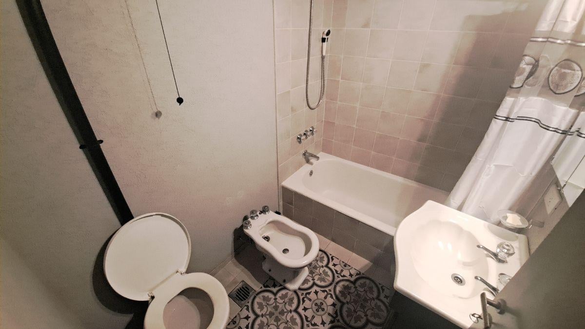 Foto de PH DE 2 AMBIENTES RECICLADO, CON PATIO PROPIO – SIN EXPENSAS, imagen 3