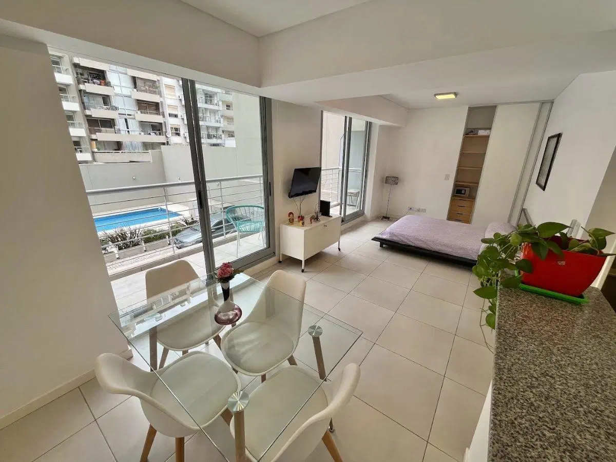 Excelente Monoambiente Amoblado | Balcón al Contrafrente | Pileta y Parrilla 3