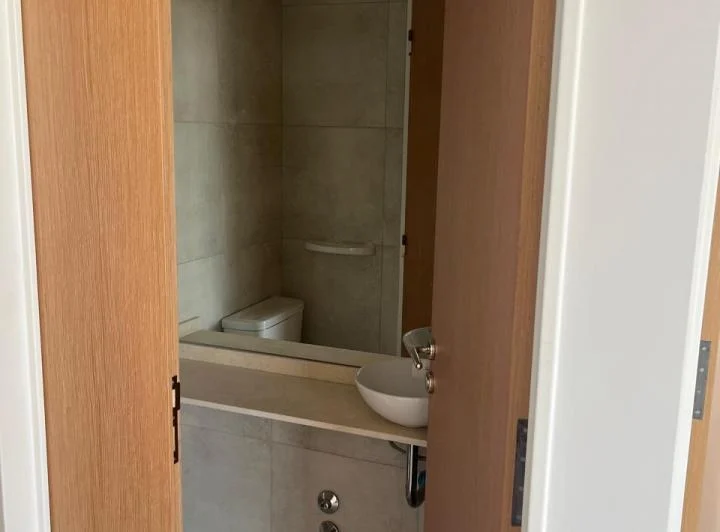Hermoso departamento luminoso de 2 ambientes a estrenar 3