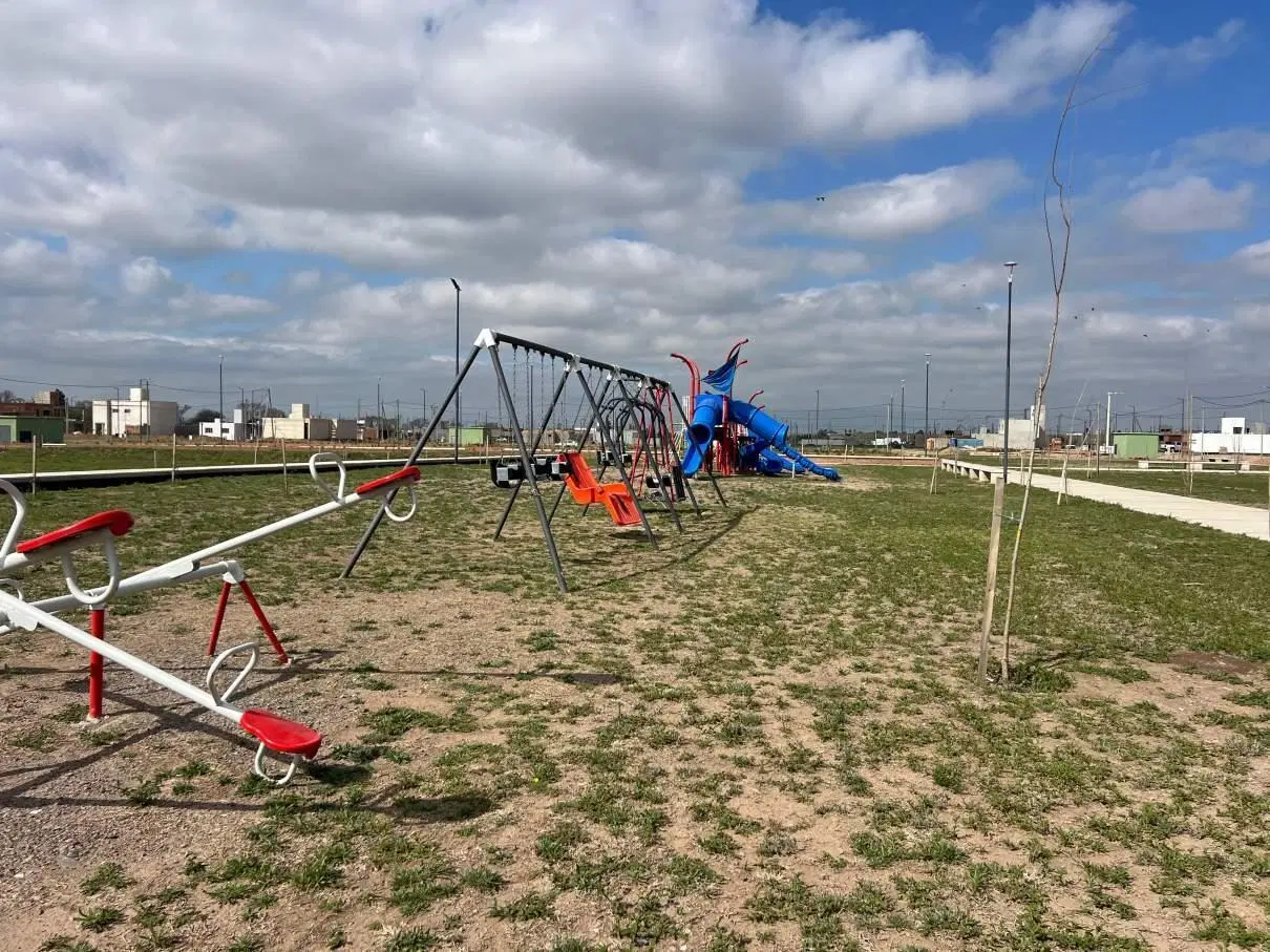 CUESTAS DE MANTANTIALES LOTE CENTRAL EN VENTA 5