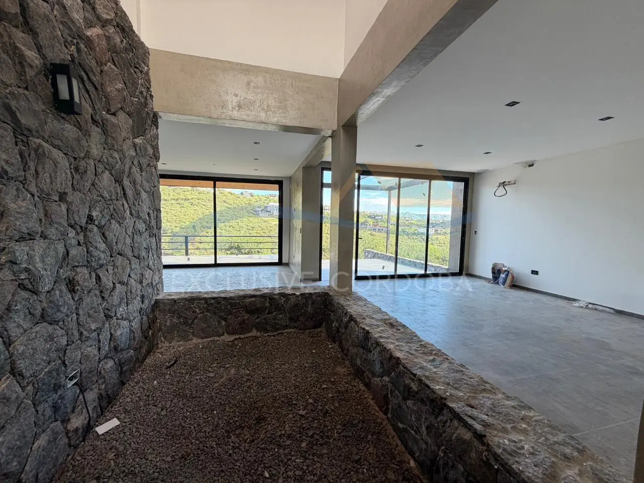 CASA EN VENTA A ESTRENAR COUNTRY LA DESEADA 4